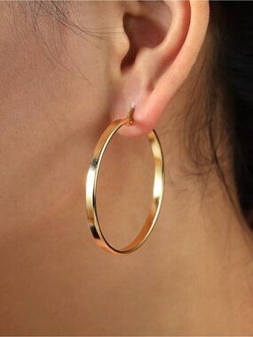 🍀3/$30 Elegant Gold Hoop Earrings for Women